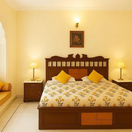 Hotel Heritage Inn A Luxury Retreat in City Center