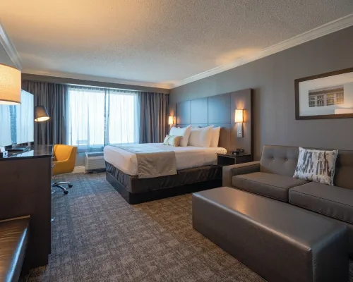 Cottonwood Airport & Expo Hotel Louisville Hotels in Jefferson County