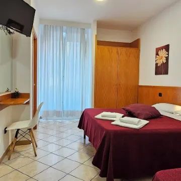 Hotel Zara Napoli Отели рядом с достопримечательностью «Станция метро Garibaldi»