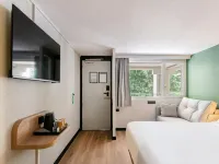 Hotel Campanile Bordeaux Ouest - Le Bouscat Hôtels à proximité de : Caudéran