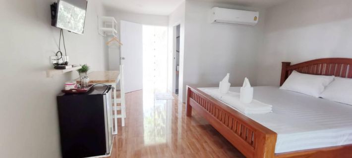 Lert Sri Hotel Hotels in Suphan Buri