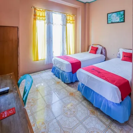 RedDoorz near Mangrove Forest Kupang