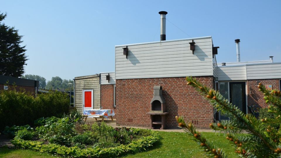 Bungalow in Noordwijk Near Lake & Beach