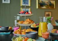 X Hotel - Breakfast
