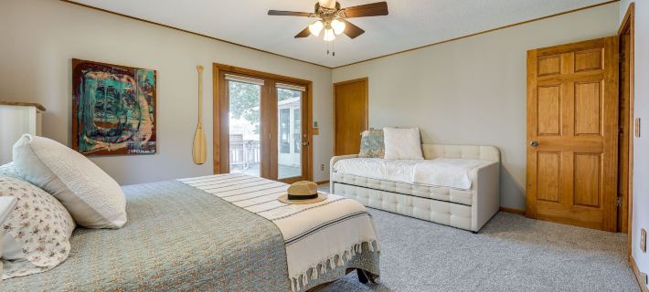Delton Oasis Retreat w/ Lake Views & Deck! Hotels in Barry County