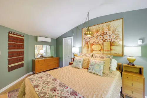 Pet-Friendly Getaway w/ Porch in Banner Elk! - 3 tähden