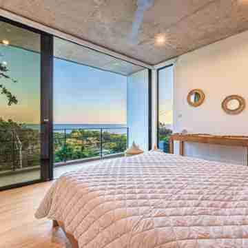 Ocean-View 4Br Villa w/ Private Pool. Walk to Hermosa Beach Rooms