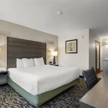 Best Western Crown Inn  Suites