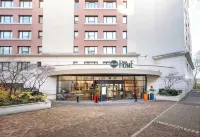B&B HOME Rueil-Malmaison Gare