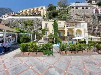 Luxury beach escape: relaxation and charm in Positano. Sea Suite 50 steps from the sea. - Bungalows