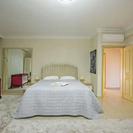 Paradise Town Villa Hazel