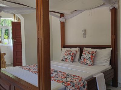 Manyatta Azure Boutique Hotel