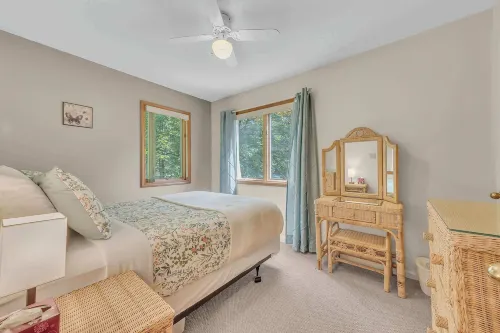 Large Family Friendly House on the Fairway Hideout