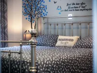 Nautilus - 2 Bedroom Apartment - Pendine Hotels in Pendine