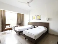 Shantai Hotel โรงแรมใกล้ชานิวาร์วาดาซาว์นแอนด์ไลท์โชว์