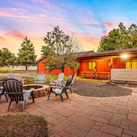 Spacious Canyon Peak Pine View Home Game Room Hot Tub