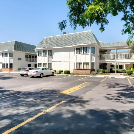 Motel 6 Schiller Park, IL - Chicago O'Hare