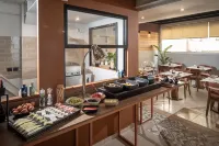Infinity City Boutique Hotel