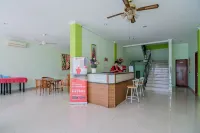RedDoorz at Hotel Griya Gatsu Lampung - Pensions
