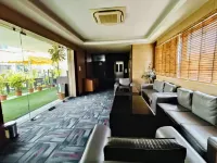 Vatika Premier Hotel - 3-Star