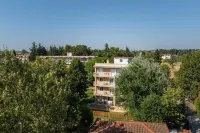 Kyma Stay - Beachfront Apartments