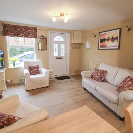 Lilly Cottage