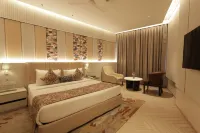 Chinmay Hotel & Resort
