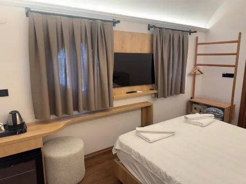 Sunmed Lodge