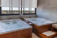 Ramada Plaza by Wyndham Tucuman - spa