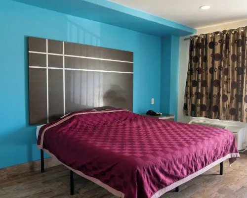 Golden Motel Hotels in Houston