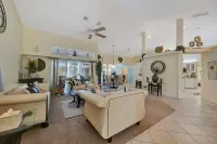 Waterfront 3B Free Dock Heated Pool Hot Tub Gym