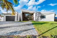 Miami Ultra Villa w Pool by Glam Homes - Boutique