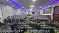 Holiday Inn Express & Suites OAK GROVE by IHG - 3-Star