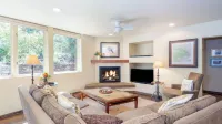River Edge A by AvantStay - Kitchens