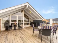 "Doris" - 150m from the Sea