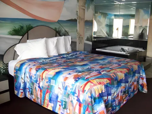 Luxury Inn and Suites Seaworld - Motels