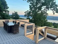 Seneca Lake View Villa w/Pool, Hot Tub, & Fast Wifi
