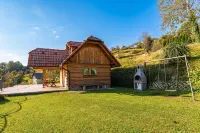Vineyard Chalet Hansel and Gretel - Happy Rentals - balcón