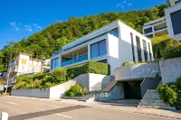 Residenza la Fontana with View Terrace - Happy Rentals - de charme