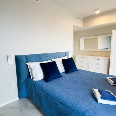 Fairmont Seafront Acquamarine Suite by Ca-Sa Check