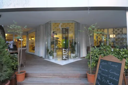Taksim Gonen Hotel - ที่มีสระว่ายน้ำ