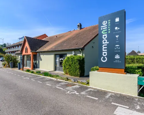 Campanile NATURE - Epône Hotels in Yvelines