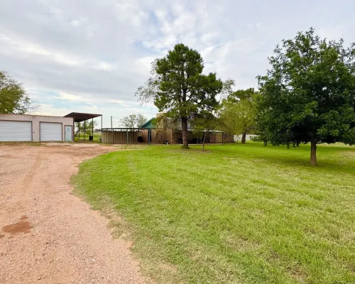 Peaceful Country Getaway with Hot Tub & Fire Pit Hotels in Mitchell County