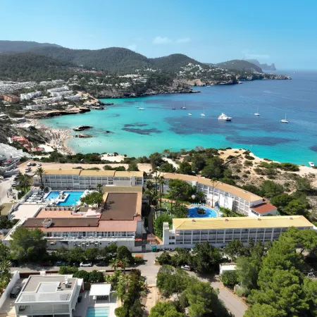 Hotel Vibra Cala Tarida-3Sup