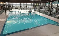 Cragun's Resort & Hotel - Pools