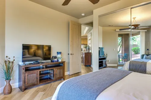 Pool & Hot Tub Access! Gated Santa Clara Getaway - 4-Star