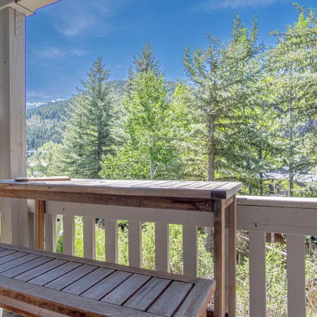 Walk to Lifts & Town - Hot Tub & Pool