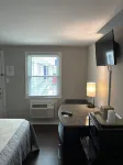 Shore Point Motel