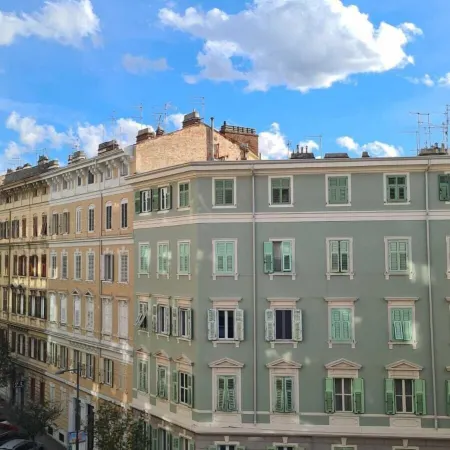Eleonora's House