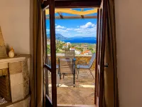 Hidden Oasis Amazing Seaview - Erato 1BD 1BA 4PL